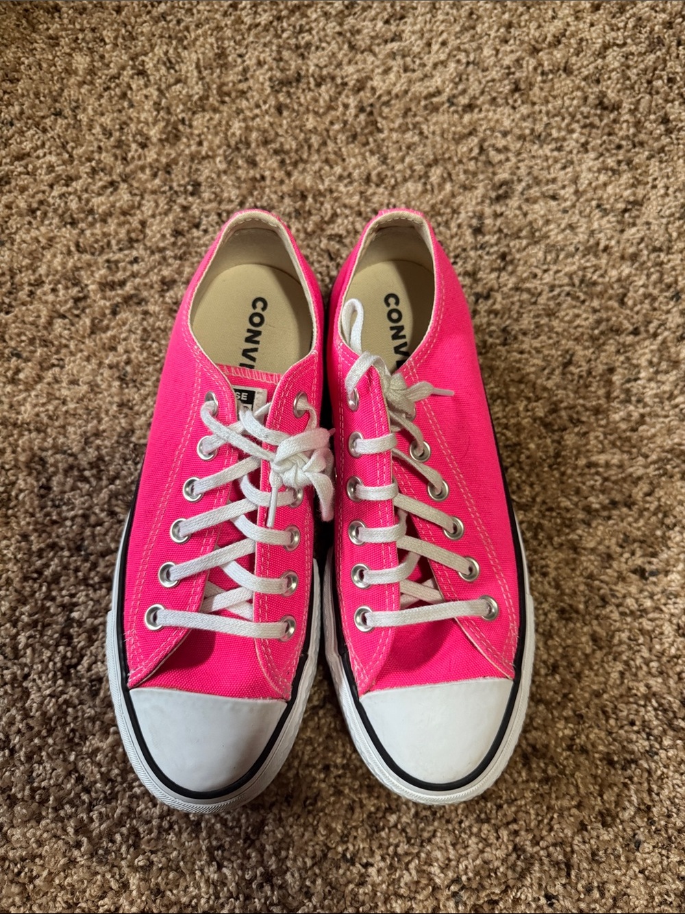 Converse shoes size 7